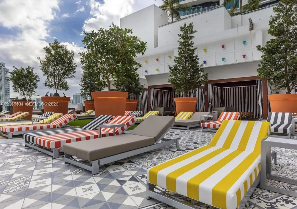 1300 S Miami Ave #2411 Miami, FL 33130