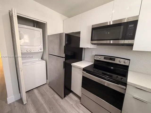 2054 NE 167th St #3-122 North Miami Beach, FL 33162