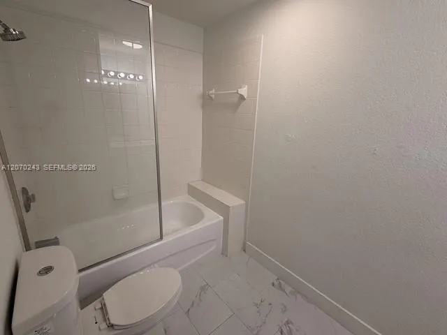 2054 NE 167th St #3-122 North Miami Beach, FL 33162