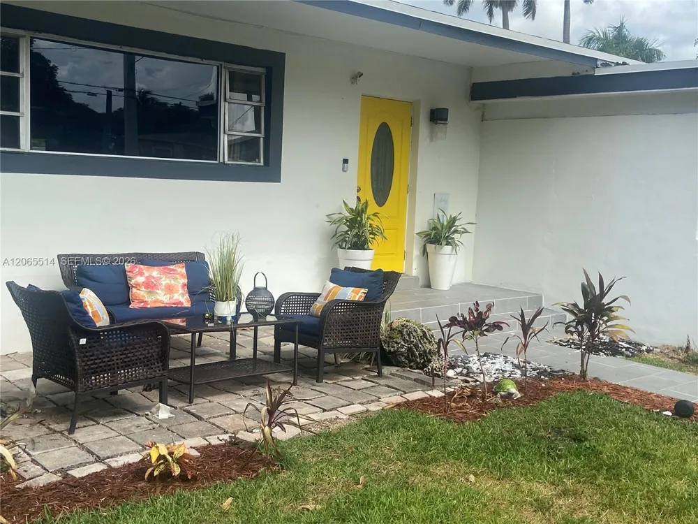 13270 NE 3rd Ct North Miami, FL 33161