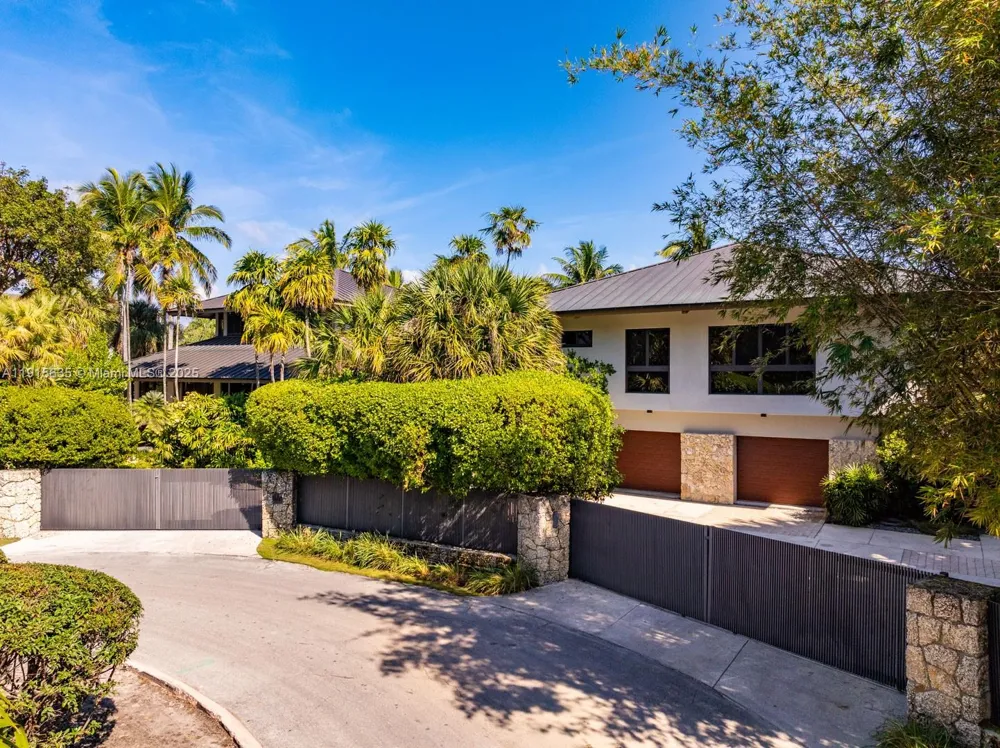 820 San Pedro Ave Coral Gables, FL 33156