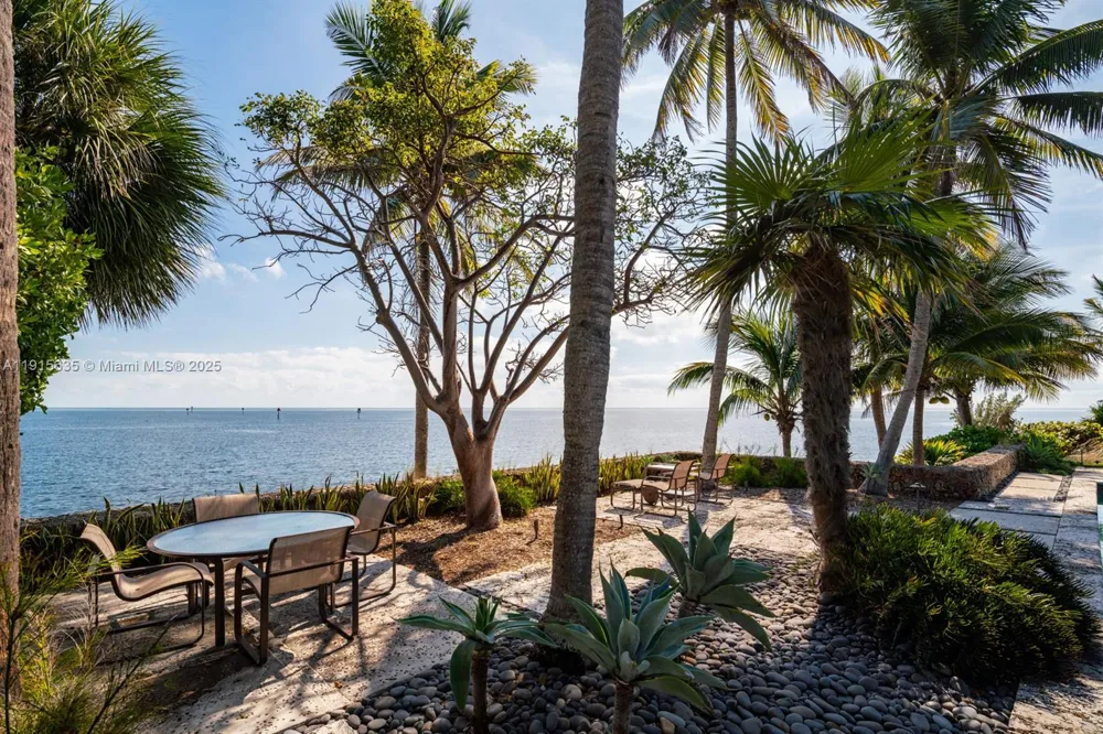 820 San Pedro Ave Coral Gables, FL 33156