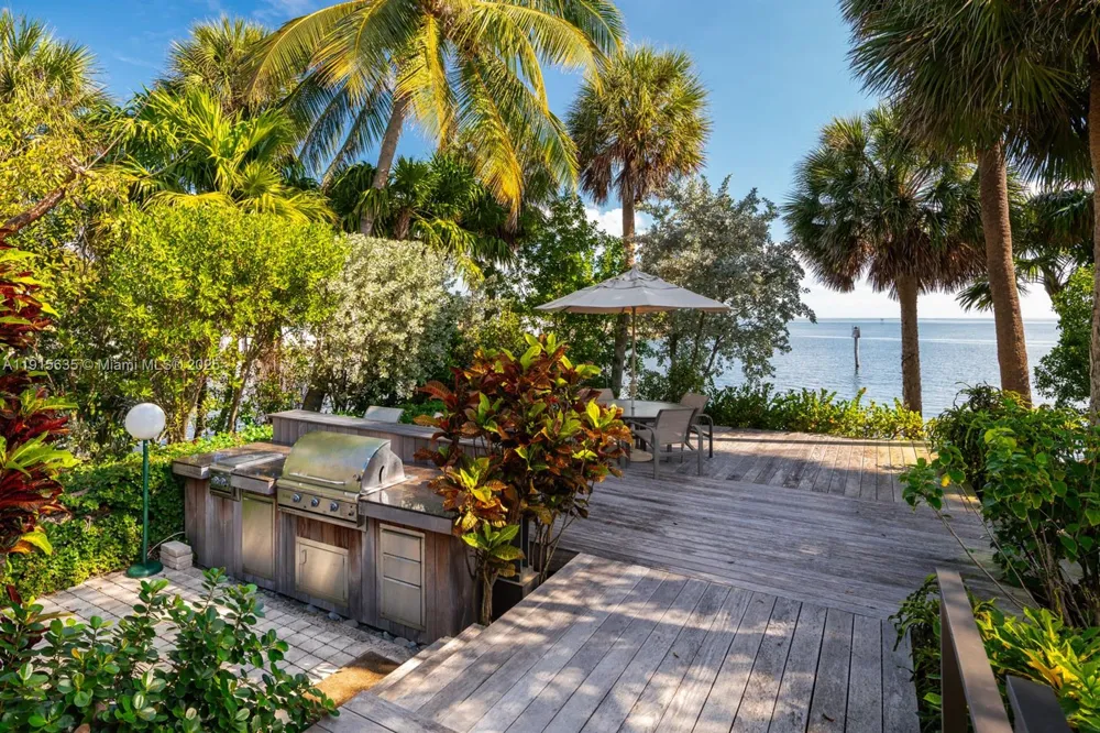 820 San Pedro Ave Coral Gables, FL 33156