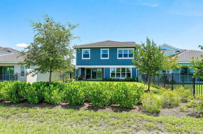 19552 BROAD SHORE Walk Loxahatchee, FL 33470
