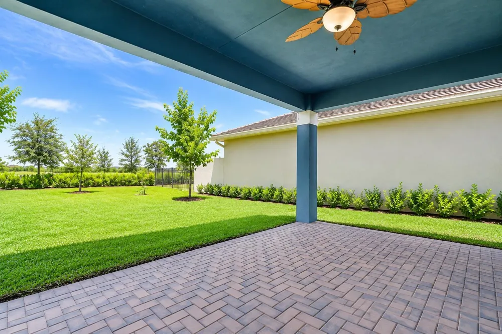 19552 BROAD SHORE Walk Loxahatchee, FL 33470