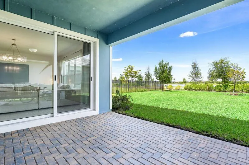 19552 BROAD SHORE Walk Loxahatchee, FL 33470