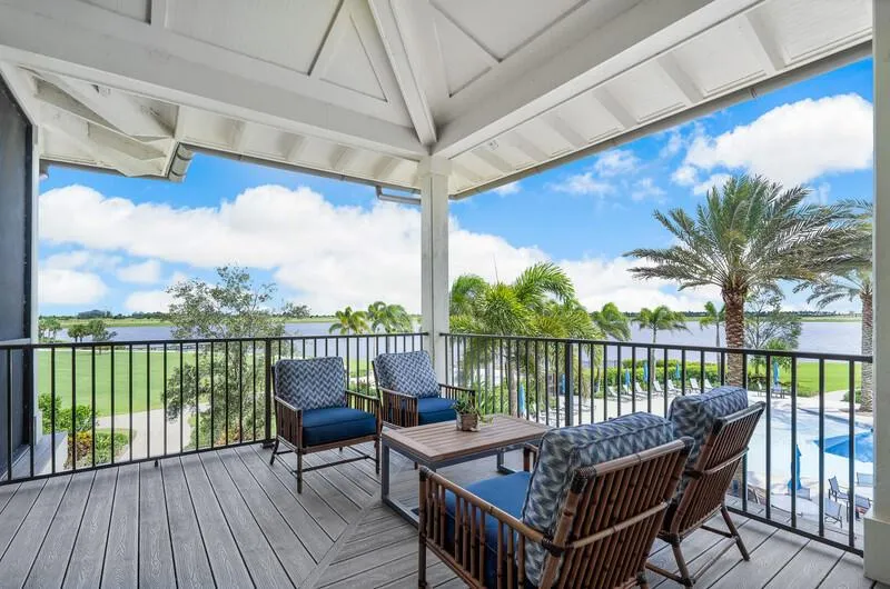 19552 BROAD SHORE Walk Loxahatchee, FL 33470