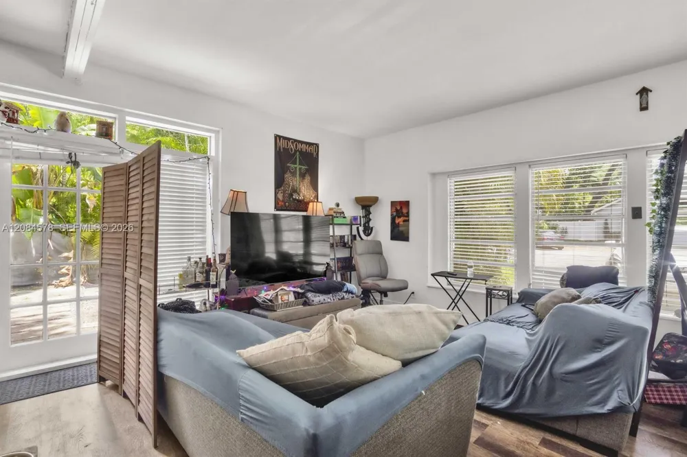 1548 SW 23rd Ct #1548 Fort Lauderdale, FL 33315