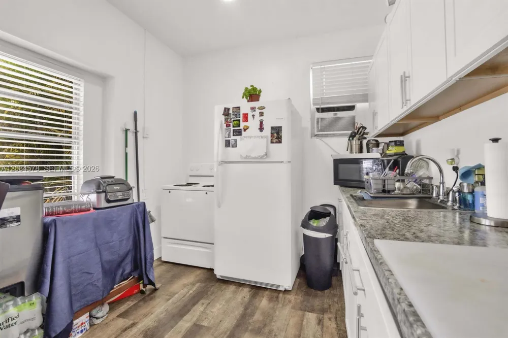 1548 SW 23rd Ct #1548 Fort Lauderdale, FL 33315
