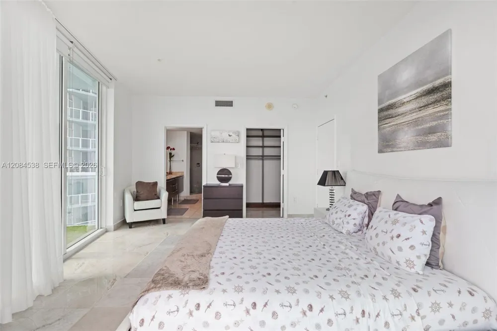 1900 Bayshore Dr #3315 Miami, FL 33132
