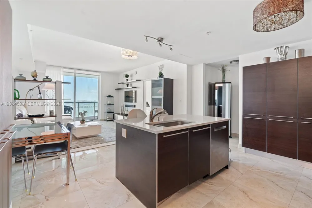 1900 Bayshore Dr #3315 Miami, FL 33132
