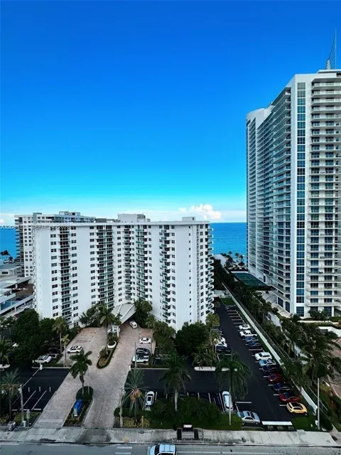 3000 S Ocean Dr #1606