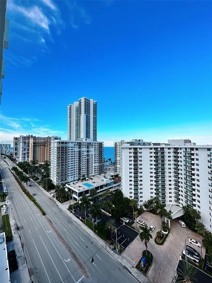 3000 S Ocean Dr #1606 Hollywood, FL 33019
