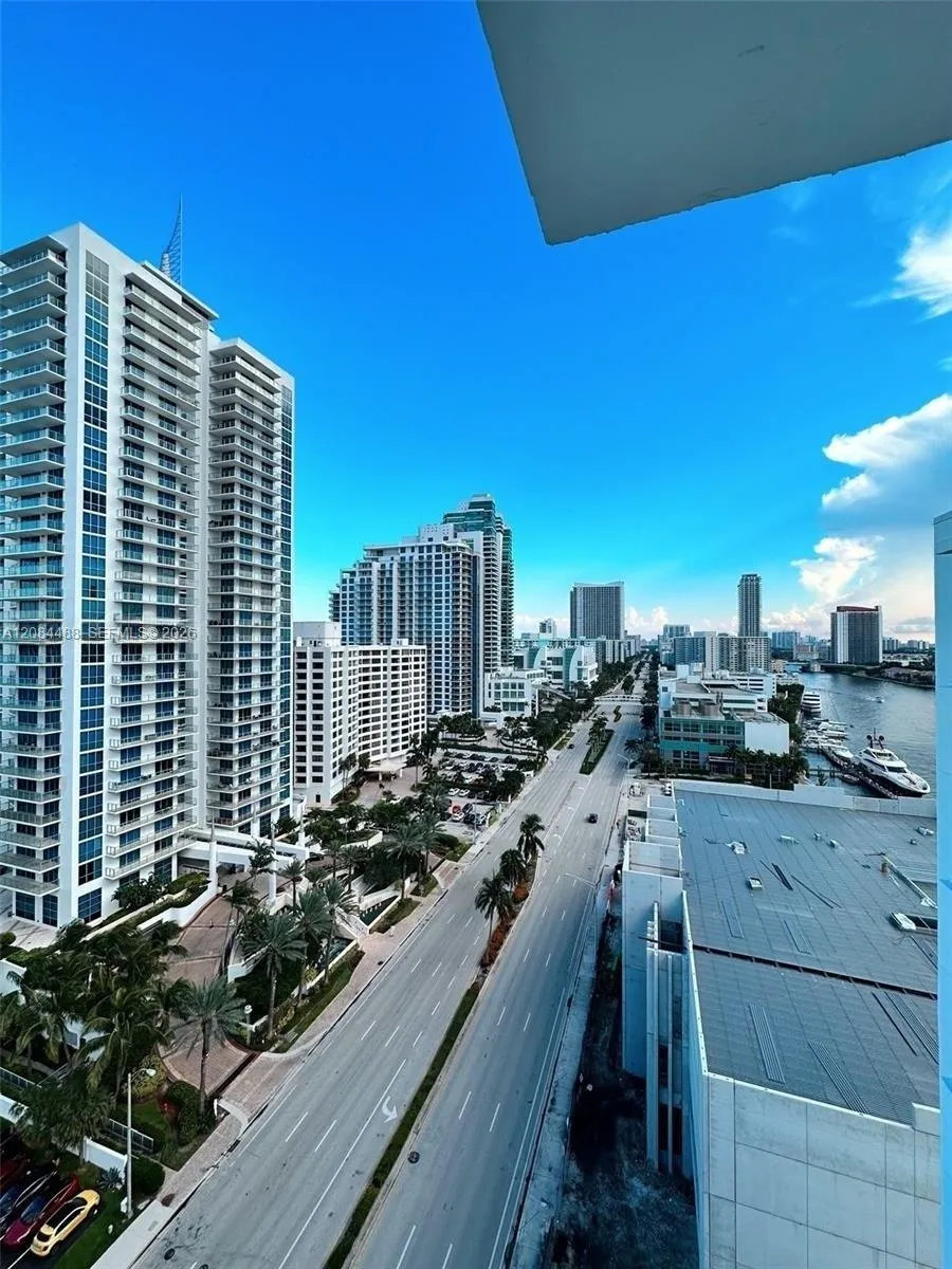 3000 S Ocean Dr #1606 Hollywood, FL 33019