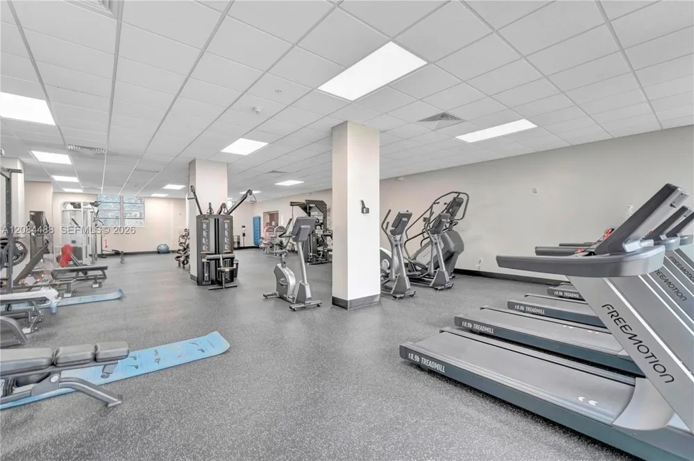 3000 S Ocean Dr #1606 Hollywood, FL 33019