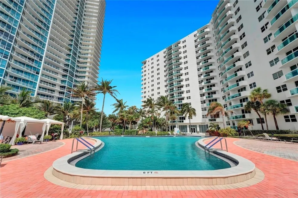 3000 S Ocean Dr #1606 Hollywood, FL 33019