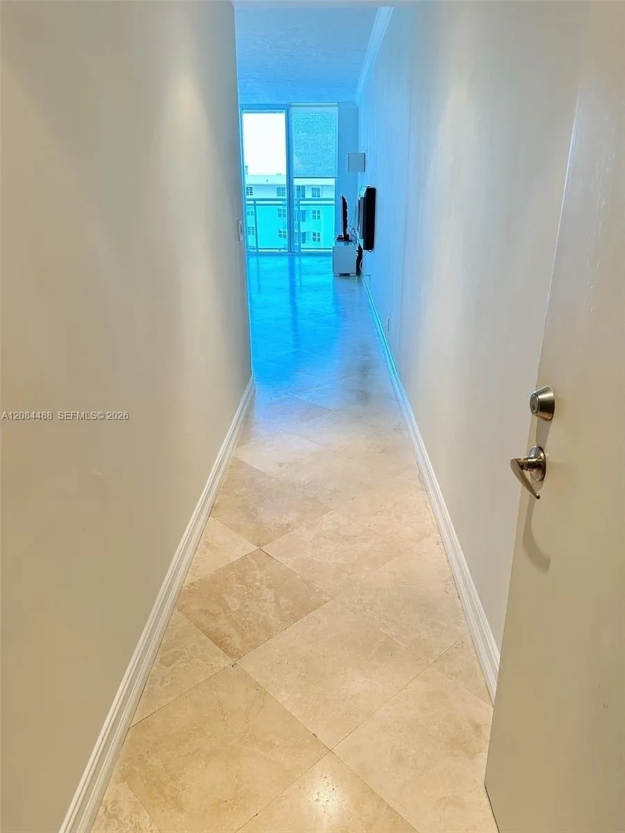 3000 S Ocean Dr #1606 Hollywood, FL 33019