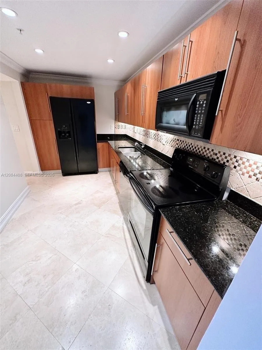 3000 S Ocean Dr #1606 Hollywood, FL 33019
