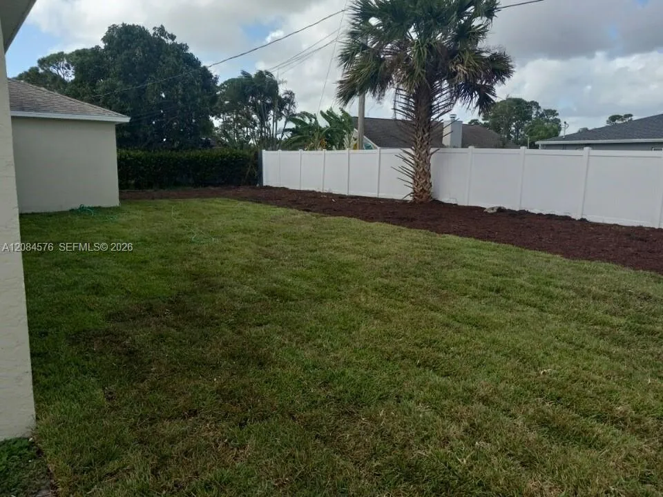 1889 SW Citation Ave #1889 Port St. Lucie, FL 34953