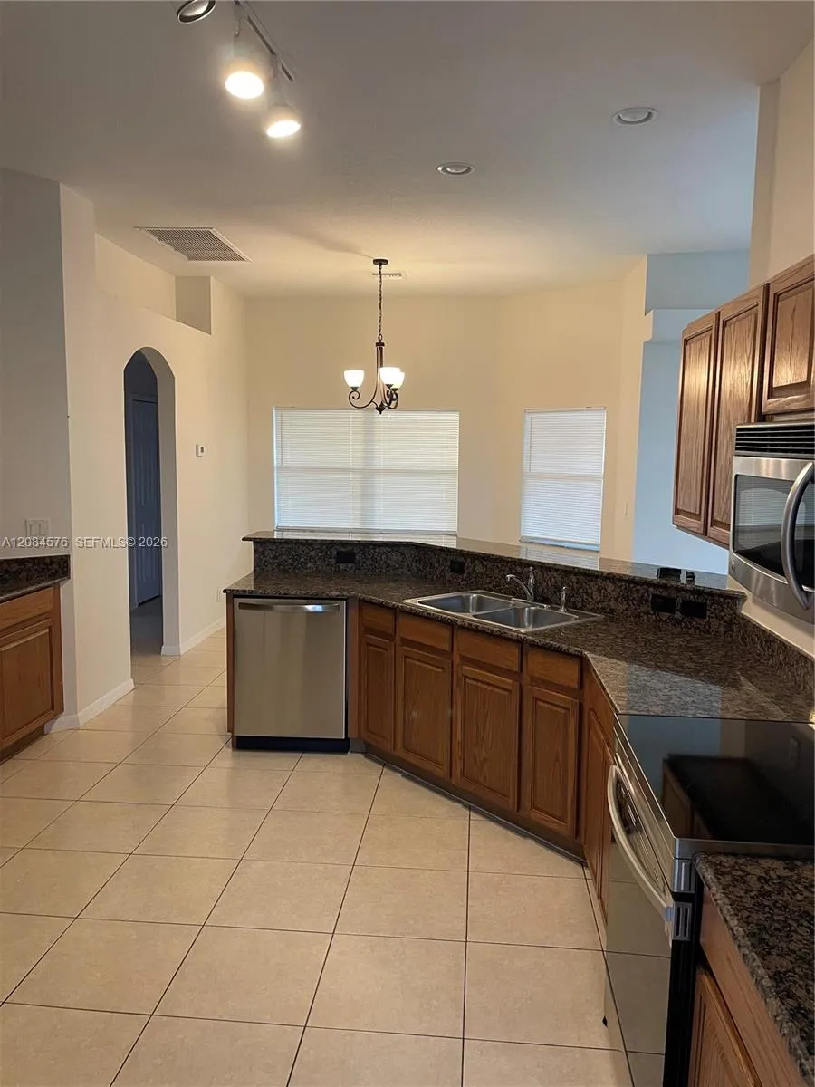 1889 SW Citation Ave #1889 Port St. Lucie, FL 34953
