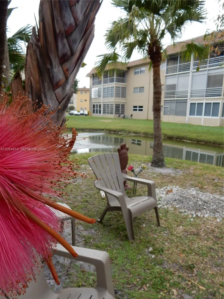 5051 W OAKLAND PARK BLVD #302 Lauderdale Lakes, FL 33313