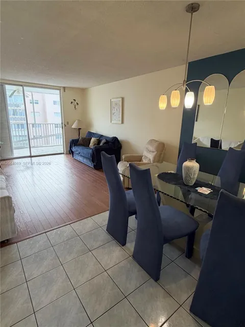 319 NE 14th Ave #505