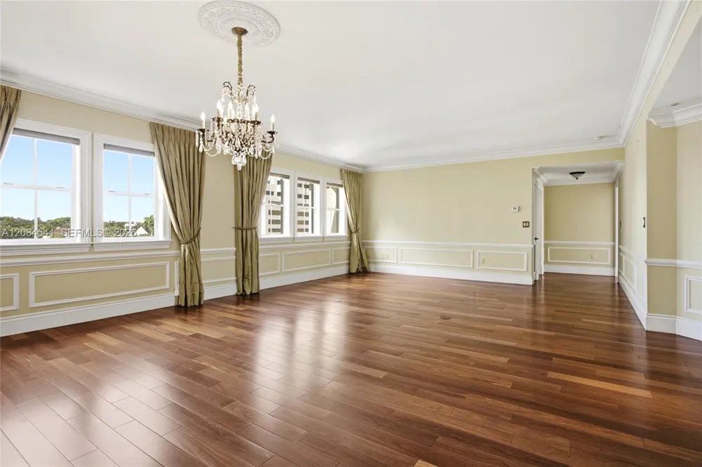 2600 Segovia St #703 Coral Gables, FL 33134