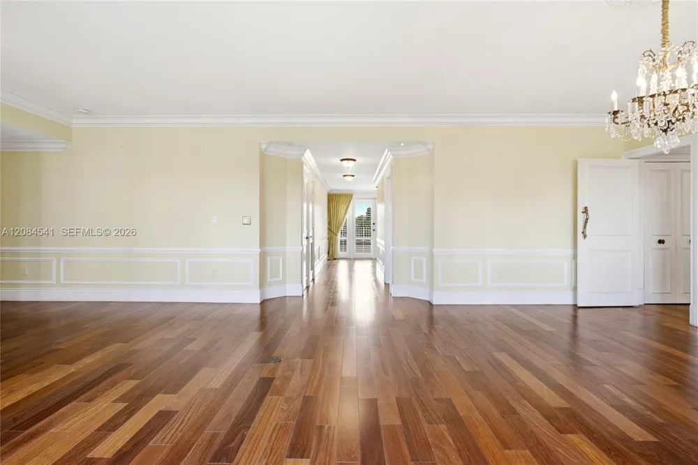 2600 Segovia St #703 Coral Gables, FL 33134