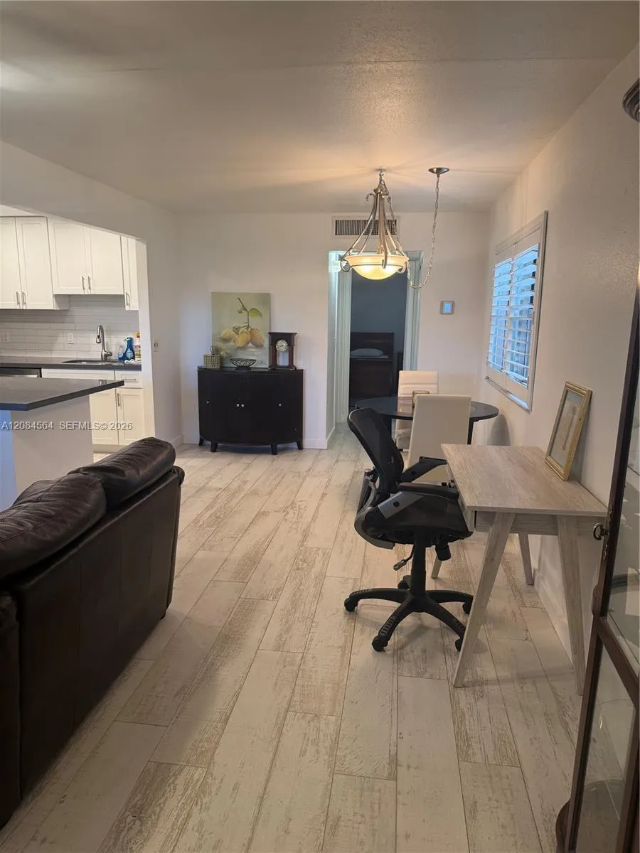 219 Tuscany Lane #D Delray Beach, FL 33446