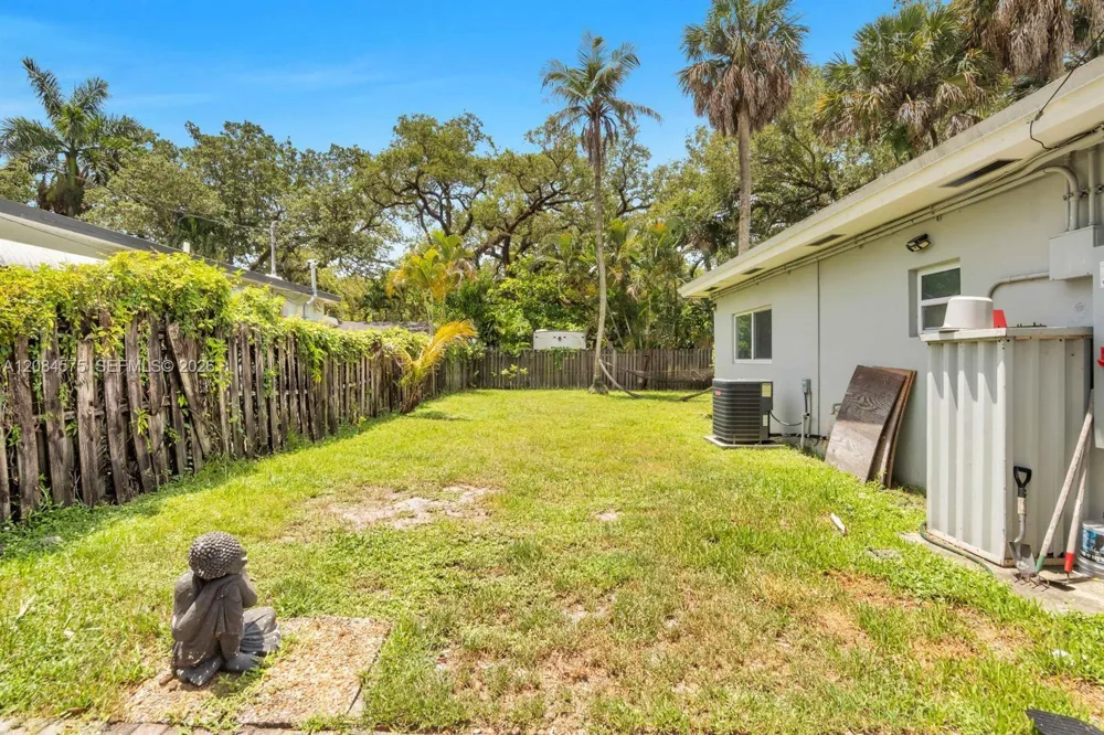 1548 SW 23rd Ct #1550B Fort Lauderdale, FL 33315