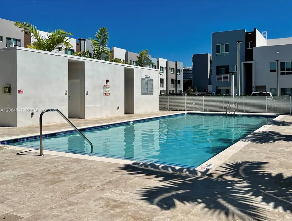 19380 NE 26th Ave #205 Miami, FL 33180