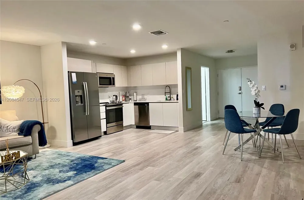 19380 NE 26th Ave #205 Miami, FL 33180