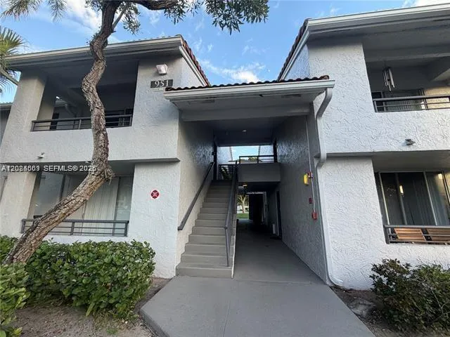 951 Lyons Rd #6206 Coconut Creek, FL 33063