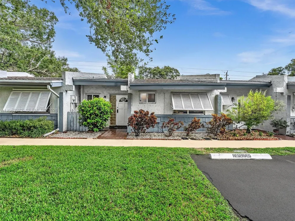 2408 35th Ave Hollywood, FL 33021