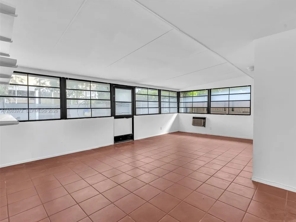 2408 35th Ave Hollywood, FL 33021