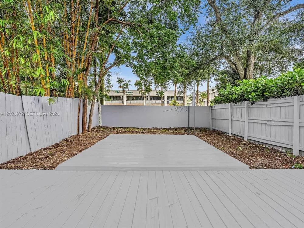 2408 35th Ave Hollywood, FL 33021