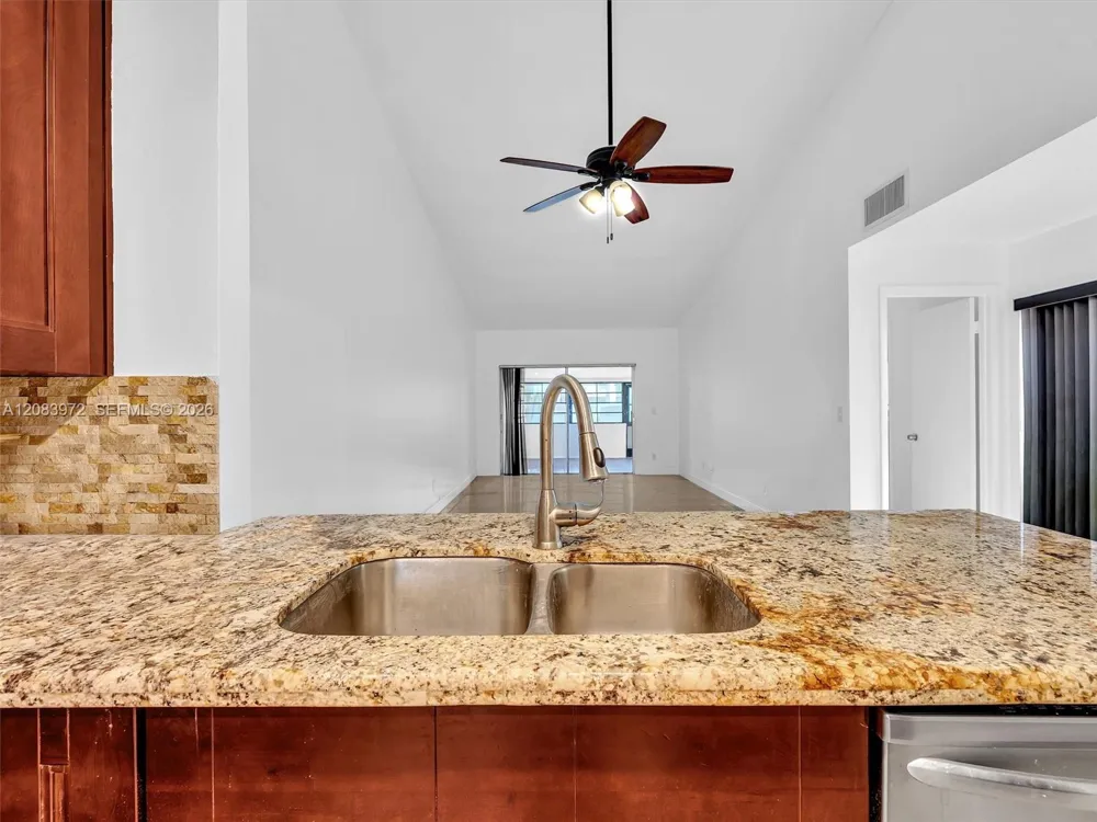 2408 35th Ave Hollywood, FL 33021
