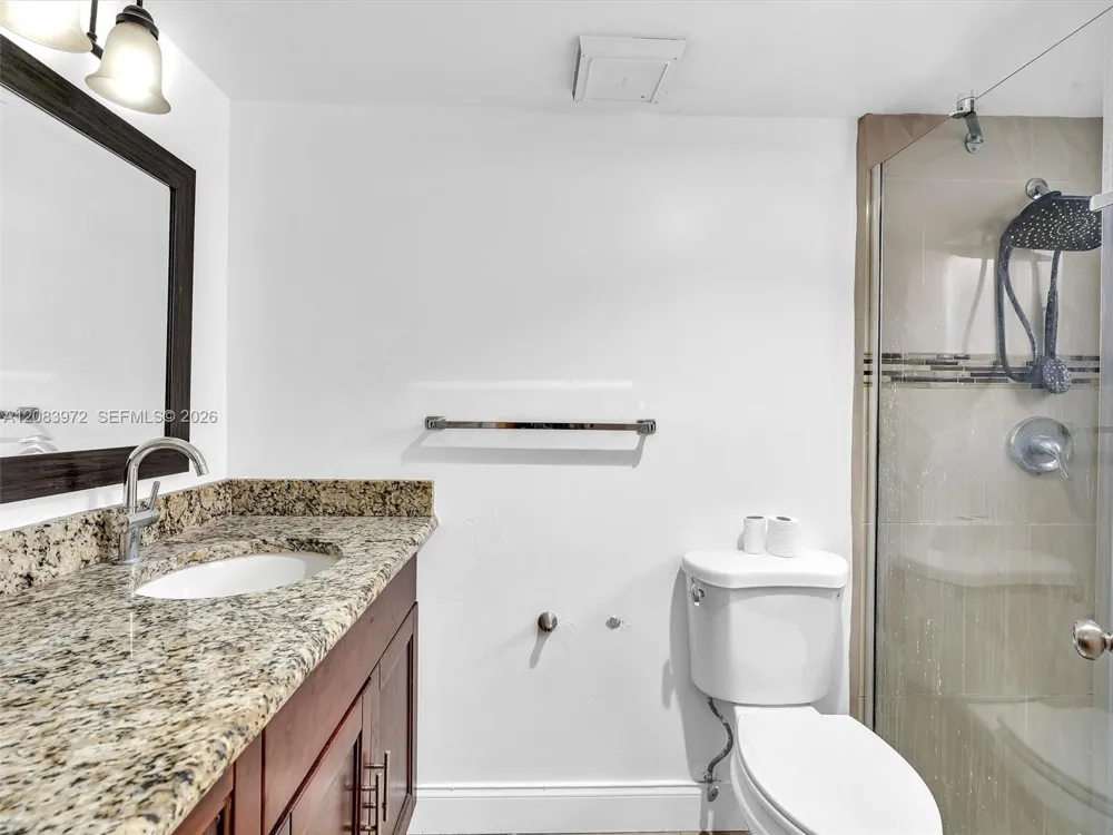 2408 35th Ave Hollywood, FL 33021