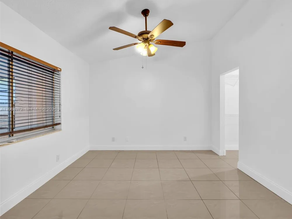 2408 35th Ave Hollywood, FL 33021