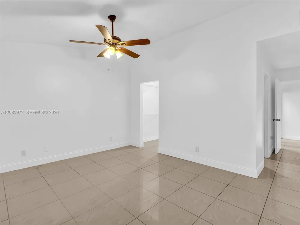 2408 35th Ave Hollywood, FL 33021
