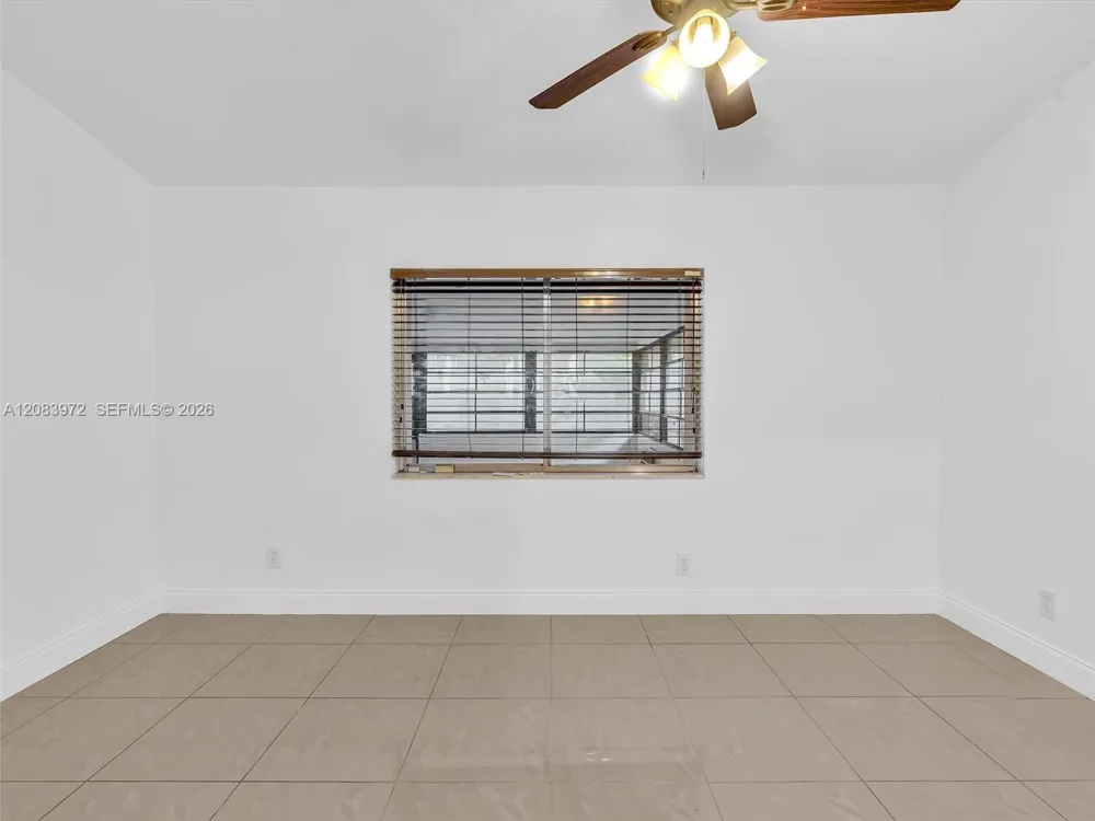 2408 35th Ave Hollywood, FL 33021