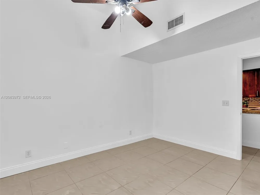 2408 35th Ave Hollywood, FL 33021