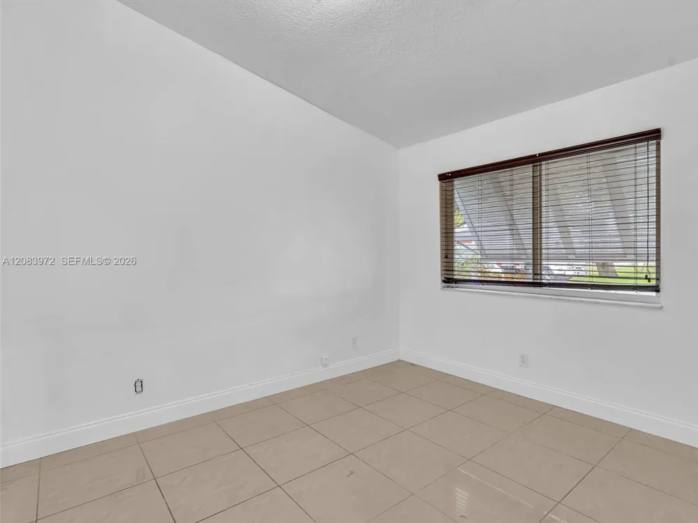 2408 35th Ave Hollywood, FL 33021
