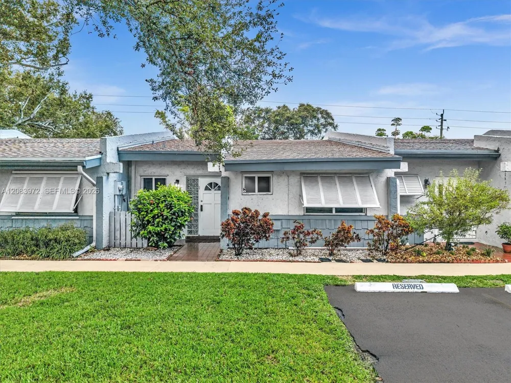 2408 35th Ave Hollywood, FL 33021