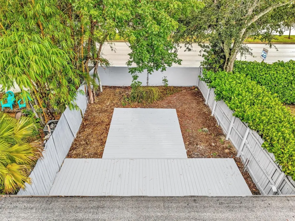 2408 35th Ave Hollywood, FL 33021