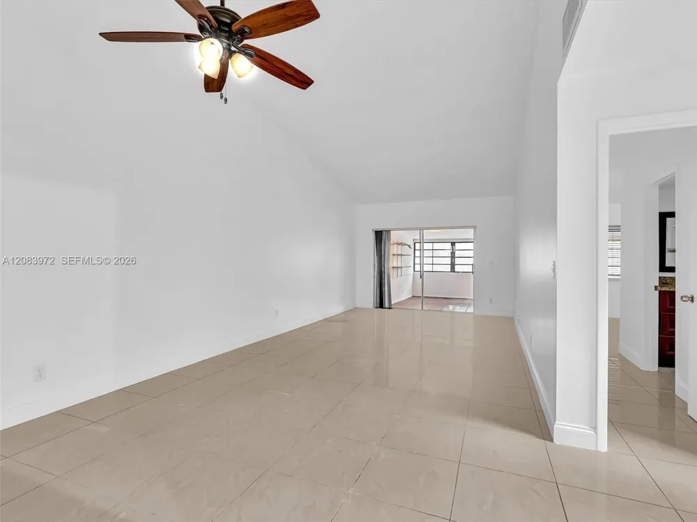 2408 35th Ave Hollywood, FL 33021