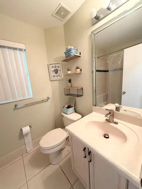 5374 OAKMONT VILLAGE CIRCLE Lake Worth, FL 33463