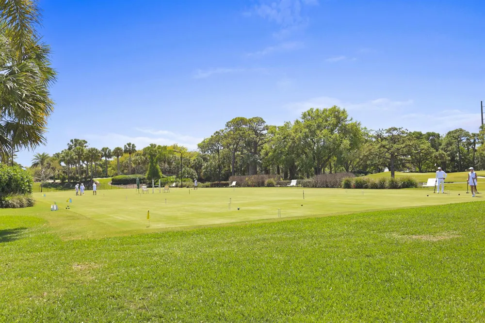 5172 SE CLUB WAY #207 Stuart, FL 34997
