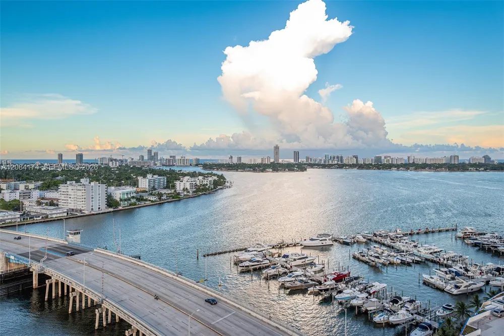 1881 79th St Cswy #1901 North Bay Village, FL 33141