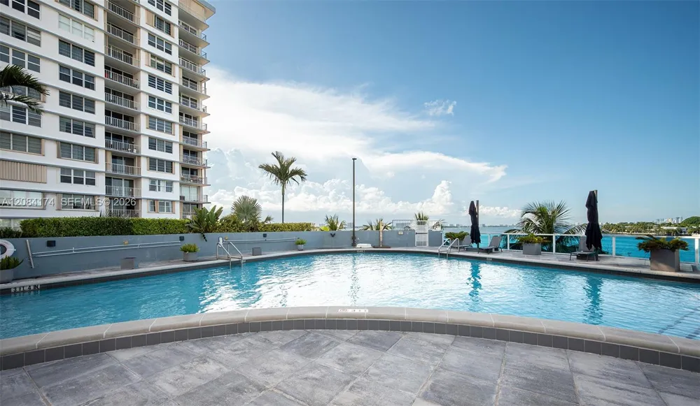 1881 79th St Cswy #1901 North Bay Village, FL 33141